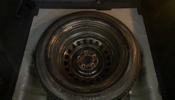 2022 MG ASTOR SUPER 1.5 MT, Petrol, Manual, 54,601 km, Spare Tyre