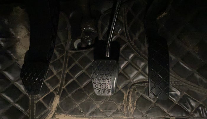 2022 MG ASTOR SUPER 1.5 MT, Petrol, Manual, 54,601 km, Pedals