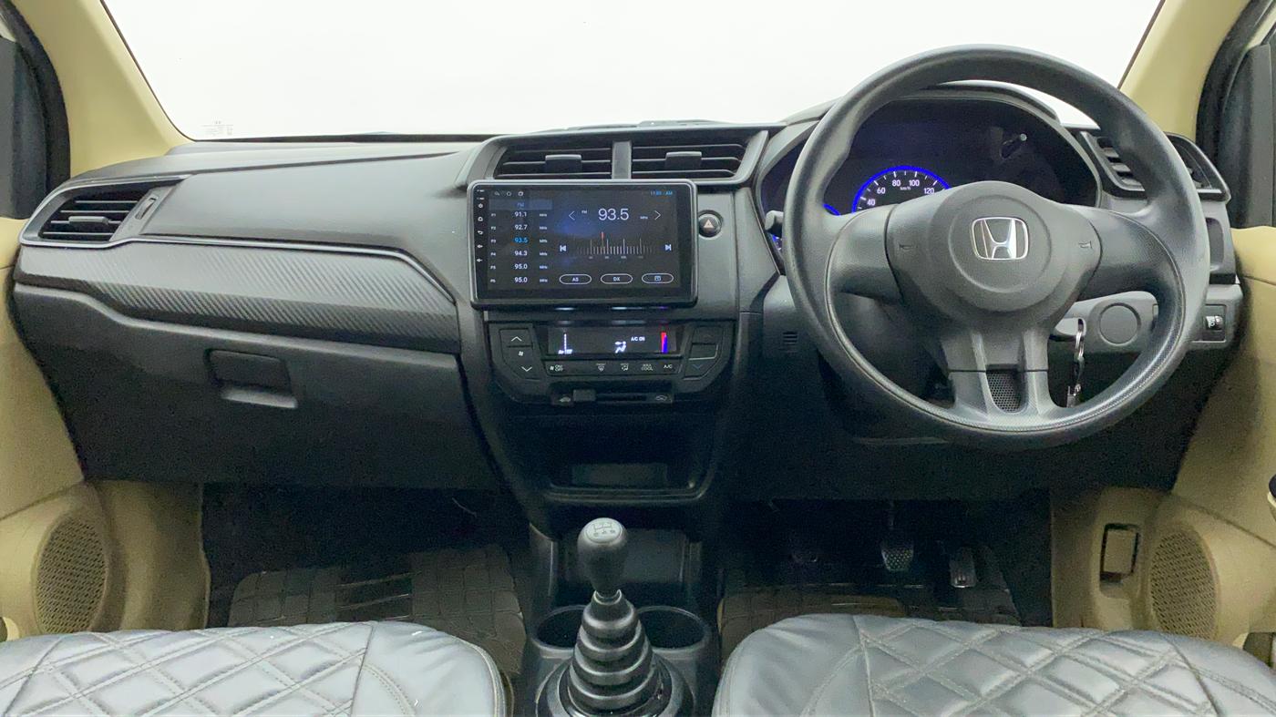 2017 Honda Brio E MT, CNG, Manual, 30,917 km, Dashboard