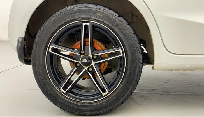 2017 Honda Brio E MT, CNG, Manual, 30,917 km, Right Rear Wheel