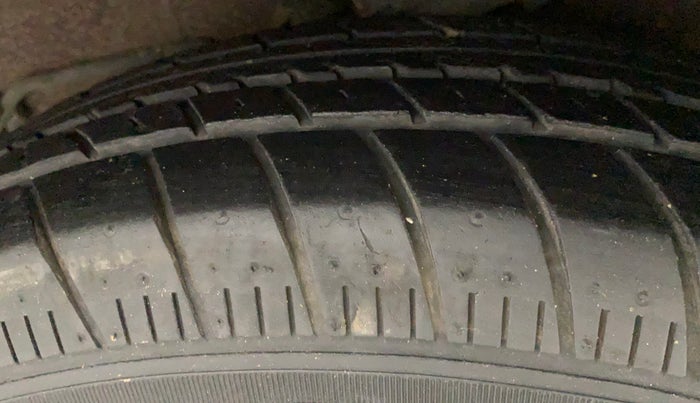 2011 Hyundai i10 MAGNA 1.2, Petrol, Manual, 72,455 km, Left Rear Tyre Tread
