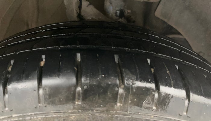 2023 Maruti Baleno ALPHA PETROL 1.2, Petrol, Manual, 11,420 km, Right Front Tyre Tread