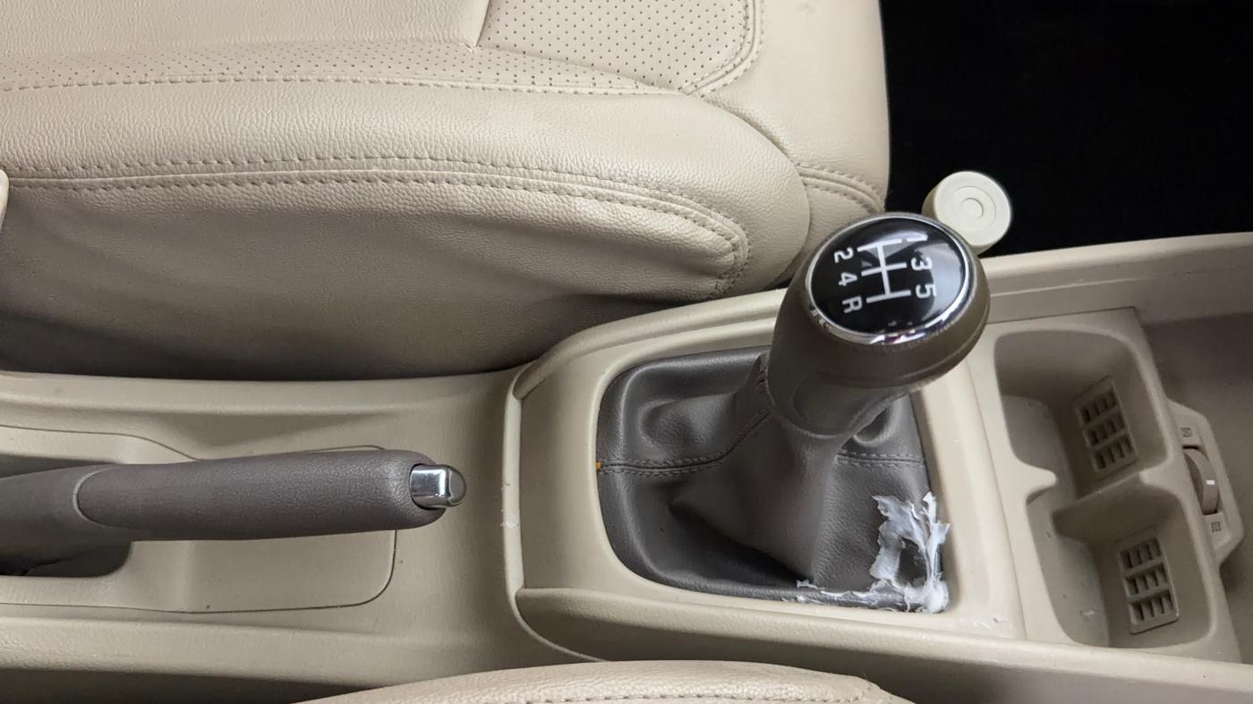2021 Maruti Ertiga ZXI+ SHVS, Petrol, Manual, 54,560 km, Gear Lever