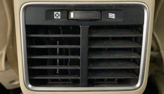 2018 Maruti Ciaz ZETA DIESEL 1.3, Diesel, Manual, 93,809 km, Rear AC Vents