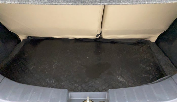 2012 Maruti Wagon R 1.0 VXI, Petrol, Manual, 41,333 km, Boot Inside