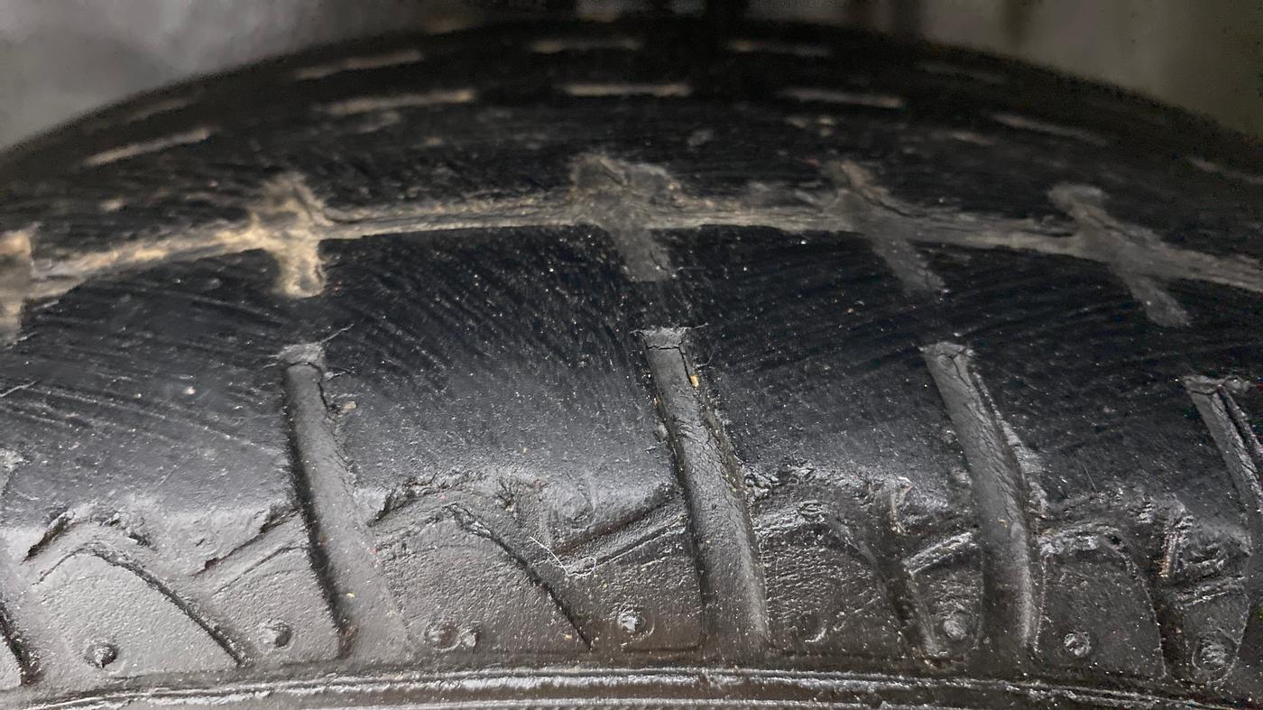 2018 Maruti Alto 800 LXI, Petrol, Manual, 41,548 km, Left Front Tyre Tread