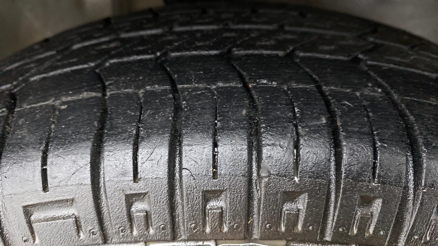 2018 Maruti Alto 800 LXI, Petrol, Manual, 41,548 km, Right Front Tyre Tread