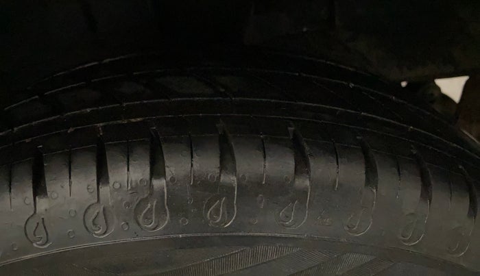 2019 Renault Kwid RXT 0.8, Petrol, Manual, 16,515 km, Left Rear Tyre Tread