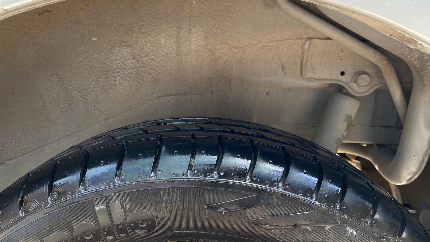 2015 Maruti Wagon R 1.0 VXI, Petrol, Manual, 44,493 km, Left Rear Tyre Tread