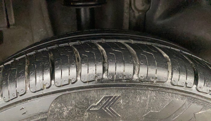 2016 Tata Tiago XZ PETROL, Petrol, Manual, 38,826 km, Right Rear Tyre Tread