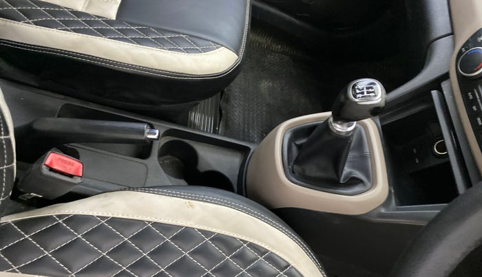 2014 Hyundai Xcent SX 1.2 (O), Petrol, Manual, 17,280 km, Gear Lever