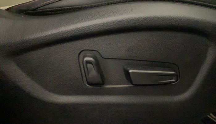 2019 KIA SELTOS GTX PLUS 1.4 PETROL, Petrol, Manual, 47,775 km, Driver Side Adjustment Panel