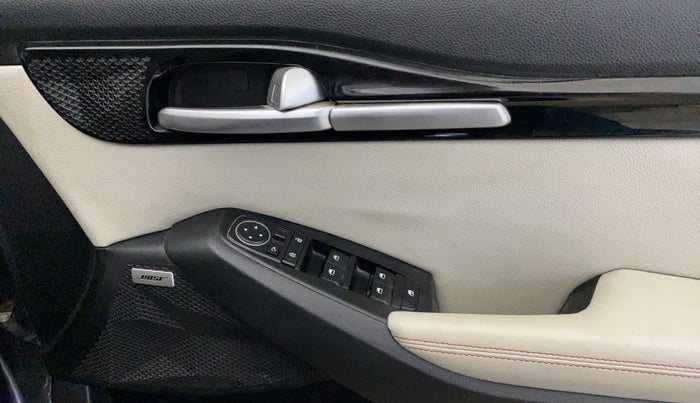 2019 KIA SELTOS GTX PLUS 1.4 PETROL, Petrol, Manual, 47,775 km, Driver Side Door Panels Control