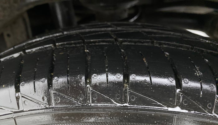 2020 Maruti Alto LXI, Petrol, Manual, 10,762 km, Left Rear Tyre Tread