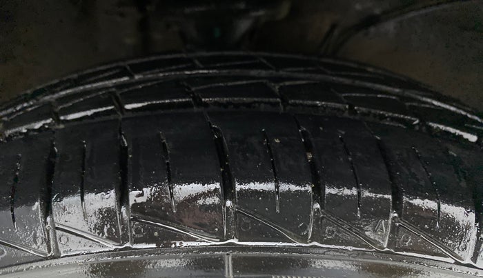 2020 Maruti Alto LXI, Petrol, Manual, 10,762 km, Right Front Tyre Tread