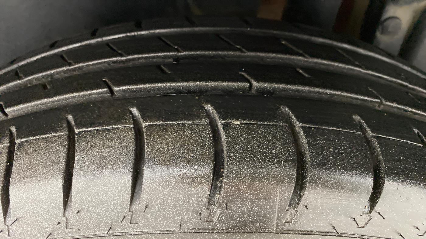 2015 Maruti Swift VDI ABS, Diesel, Manual, 93,000 km, Left Rear Tyre Tread