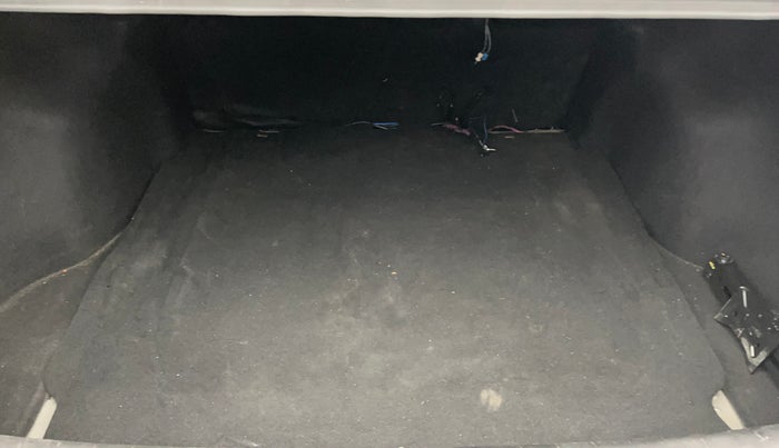 2024 Hyundai Verna SX 1.5 l MPI, Petrol, Manual, 31,078 km, Boot Inside