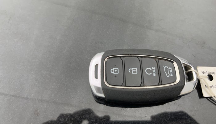 2024 Hyundai Verna SX 1.5 l MPI, Petrol, Manual, 31,078 km, Key Close Up