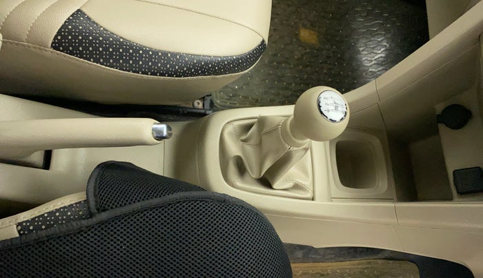 2016 Maruti Swift Dzire VXI, Petrol, Manual, 35,980 km, Gear Lever