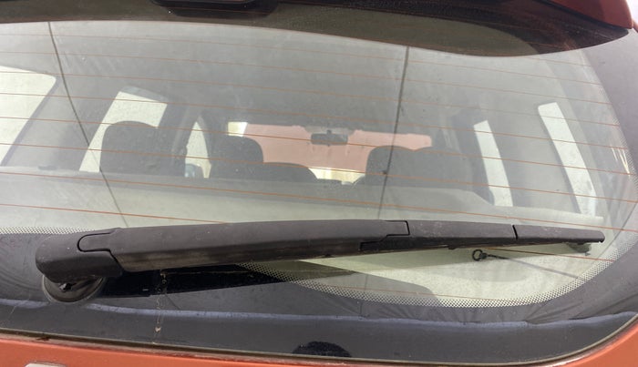 2017 Renault Duster 110 PS RXZ 4X2 AMT DIESEL, Diesel, Automatic, 1,08,965 km, Rear Wiper