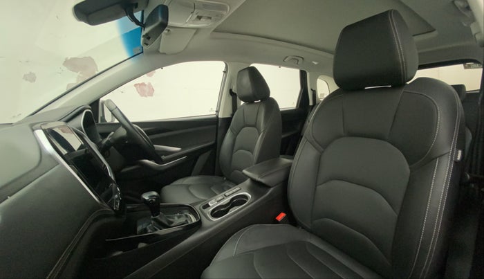 2020 MG HECTOR SHARP 1.5 DCT PETROL, Petrol, Automatic, 75,341 km, Right Side Front Door Cabin