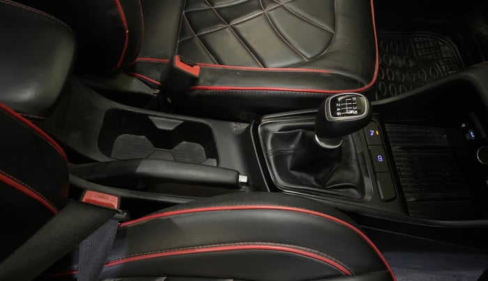 2023 Hyundai Verna SX 1.5 l MPI, Petrol, Manual, 55,906 km, Gear Lever