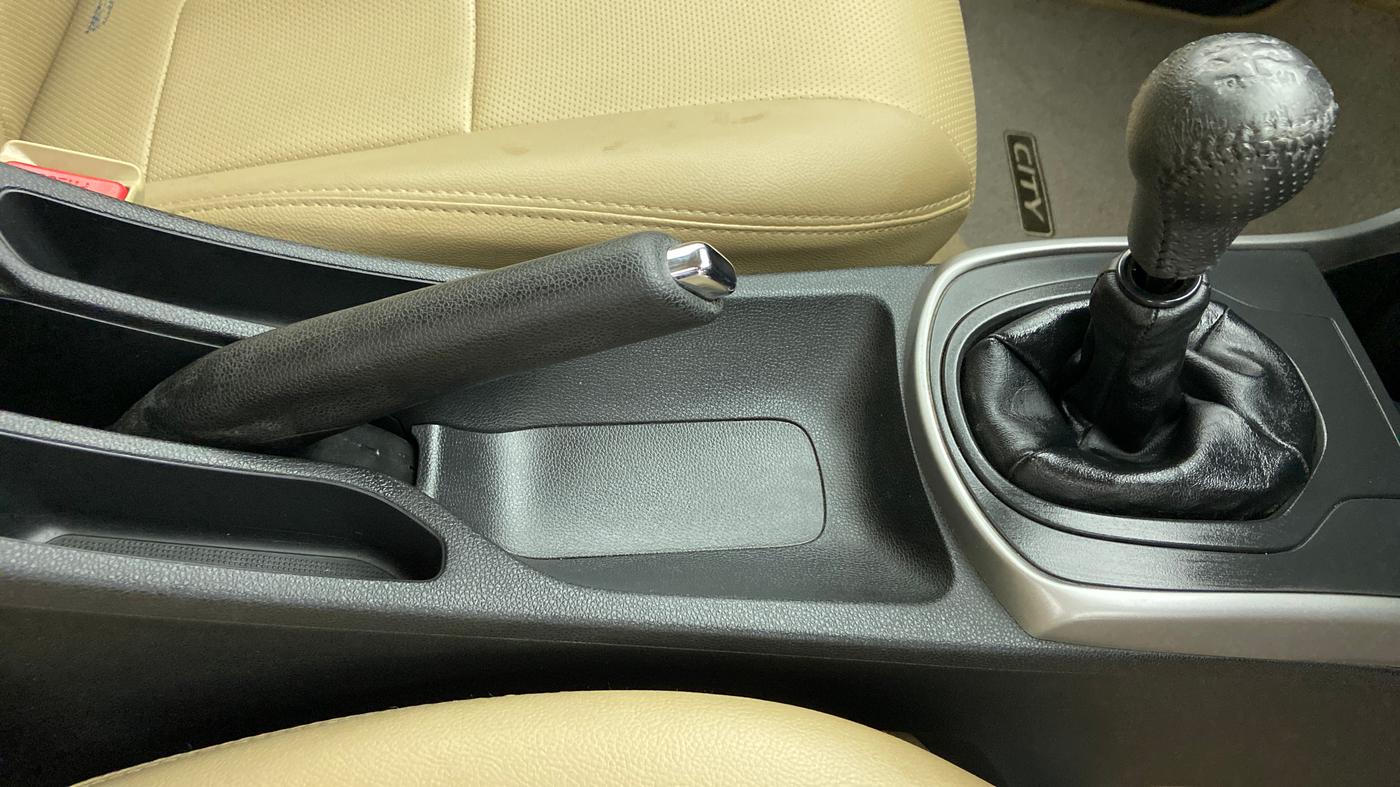2020 Honda City VX MT PETROL, Petrol, Manual, 16,320 km, Gear Lever