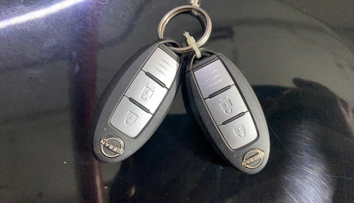 2022 Nissan MAGNITE XV MT, Petrol, Manual, 50,642 km, Key Close Up