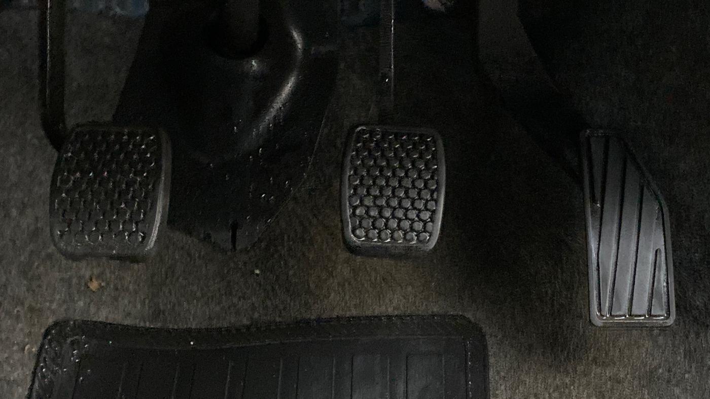 2018 Maruti Alto 800 LXI, Petrol, Manual, 21,884 km, Pedals