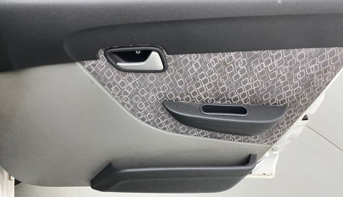 2018 Maruti Alto 800 LXI, Petrol, Manual, 21,884 km, Driver Side Door Panels Control