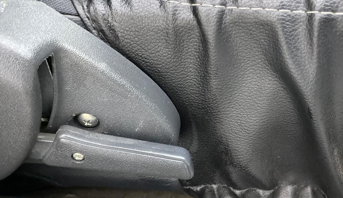 2018 Maruti Alto 800 LXI, Petrol, Manual, 21,884 km, Driver Side Adjustment Panel