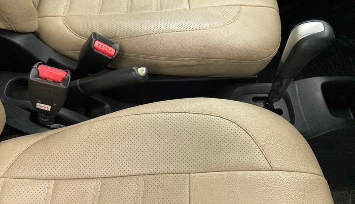 2017 Maruti Wagon R 1.0 VXI AMT, Petrol, Automatic, 54,856 km, Gear Lever