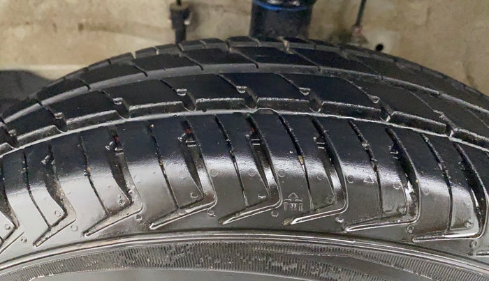 2022 Maruti Alto K10 VXI PLUS, Petrol, Manual, 8,598 km, Left Front Tyre Tread