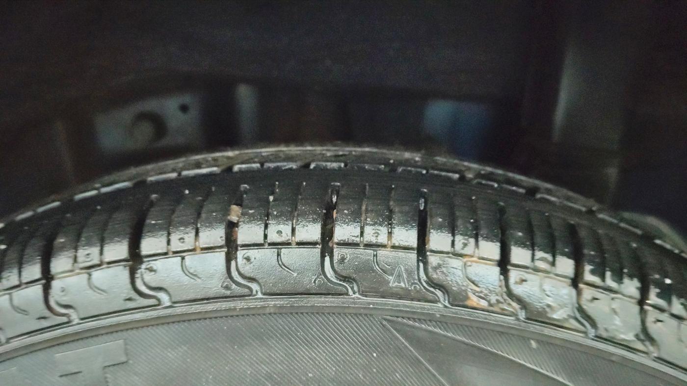 2014 Hyundai Eon ERA +, Petrol, Manual, 79,965 km, Left Rear Tyre Tread