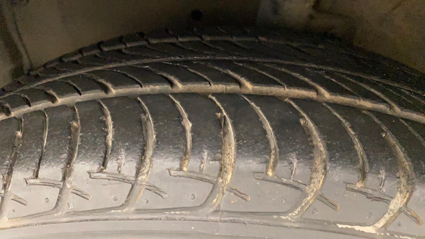 2014 Maruti Celerio VXI AMT, Petrol, Automatic, 22,700 km, Left Front Tyre Tread