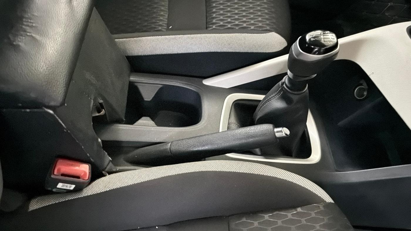 2022 Nissan MAGNITE XL, Petrol, Manual, 28,339 km, Gear Lever