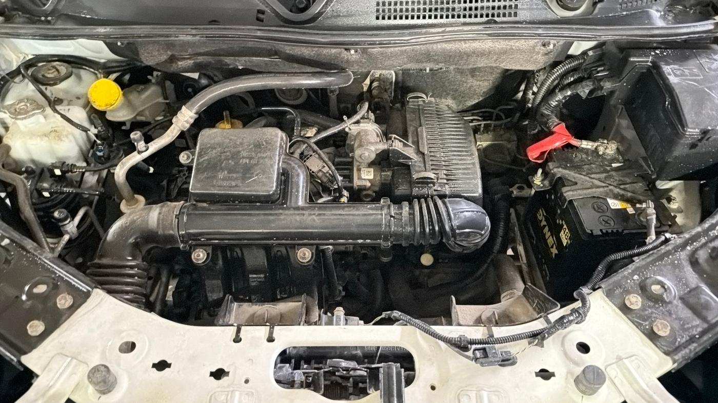 2022 Nissan MAGNITE XL, Petrol, Manual, 28,339 km, Engine View