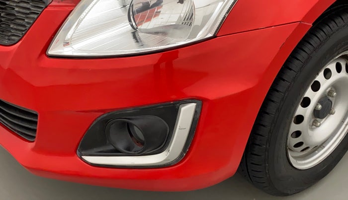 2017 Maruti Swift LXI (O), Petrol, Manual, 31,671 km, Front bumper - Minor scratches