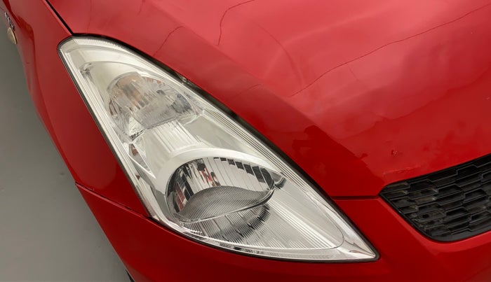2017 Maruti Swift LXI (O), Petrol, Manual, 31,671 km, Right headlight - Minor scratches