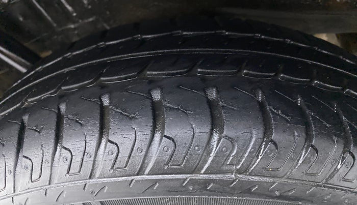 2018 Maruti Wagon R 1.0 VXI, Petrol, Manual, 15,295 km, Right Rear Tyre Tread