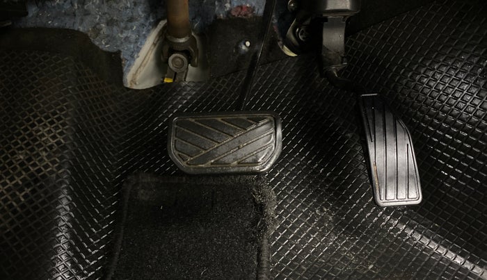 2020 Maruti IGNIS ZETA 1.2 AMT, Petrol, Automatic, 92,204 km, Pedals