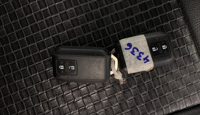 2020 Maruti IGNIS ZETA 1.2 AMT, Petrol, Automatic, 92,204 km, Key Close Up