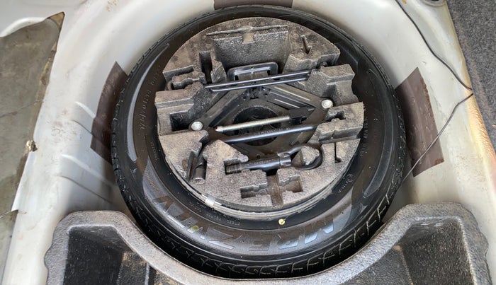 2016 Skoda Rapid 1.5 TDI CR STYLE PLUS AT, Diesel, Automatic, 1,32,232 km, Spare Tyre