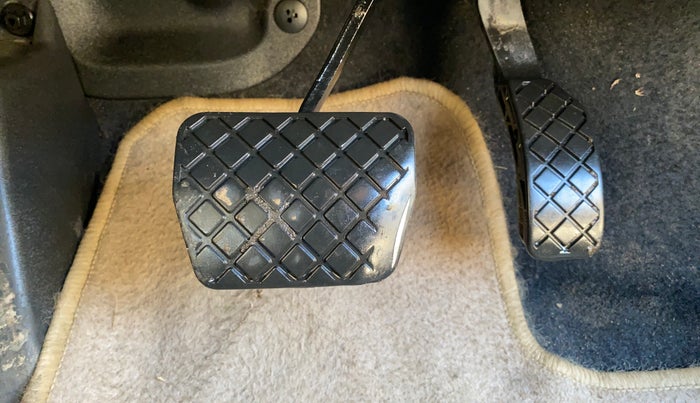 2016 Skoda Rapid 1.5 TDI CR STYLE PLUS AT, Diesel, Automatic, 1,32,232 km, Pedals