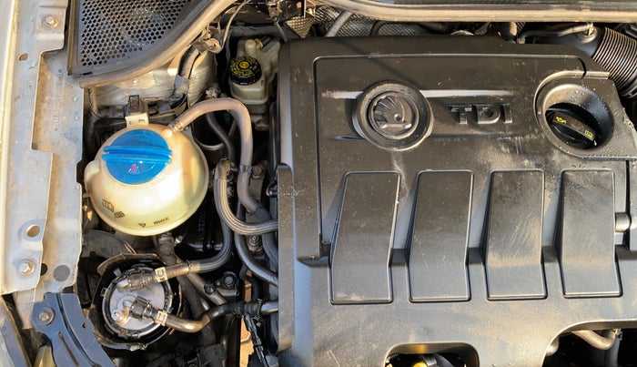 2016 Skoda Rapid 1.5 TDI CR STYLE PLUS AT, Diesel, Automatic, 1,32,232 km, Engine View - Right