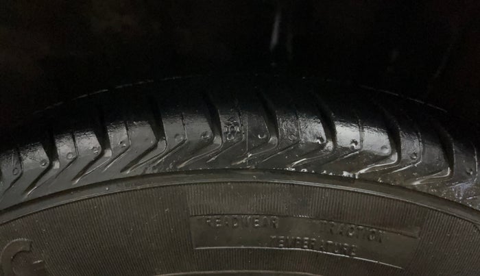 2022 Hyundai XCENT PRIME 	T+ CNG, CNG, Manual, 44,227 km, Left Rear Tyre Tread