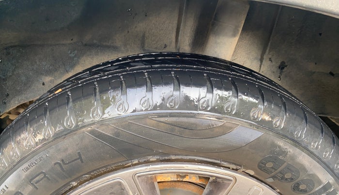 2019 Renault Kwid CLIMBER 1.0 AMT (O), Petrol, Automatic, 83,820 km, Left Rear Tyre Tread