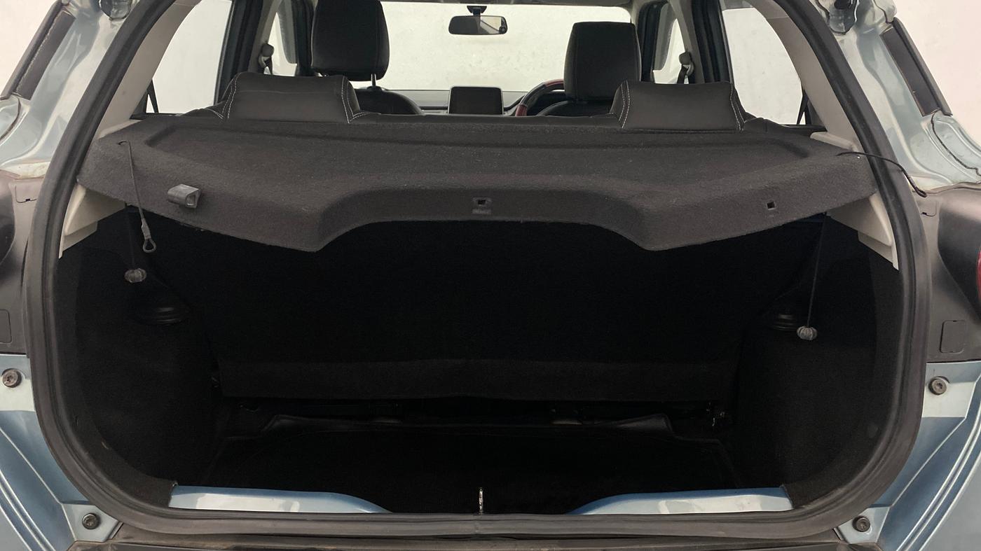 2021 Tata PUNCH ADVENTURE AMT, Petrol, Automatic, 56,452 km, Boot Inside