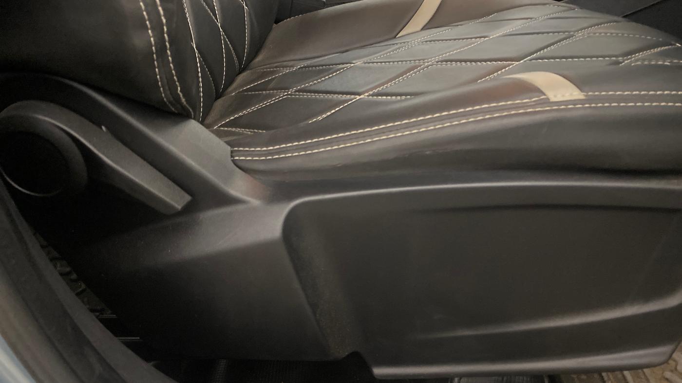 2021 Tata PUNCH ADVENTURE AMT, Petrol, Automatic, 56,452 km, Driver Side Adjustment Panel