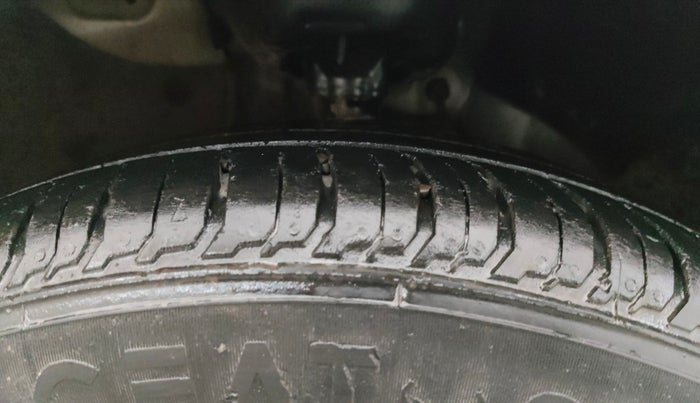 2020 Hyundai NEW I20 SPORTZ 1.0T GDI IMT, Petrol, Manual, 50,779 km, Right Front Tyre Tread